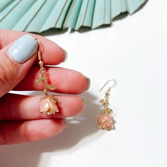 Flower drop earrings #686 - Picture 3 of 4